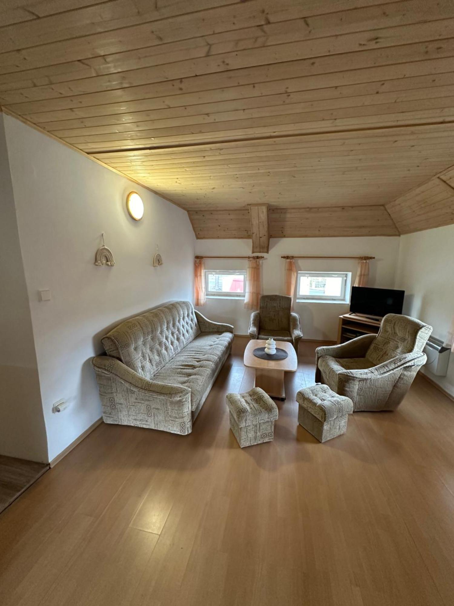 Apartment Dehtare *