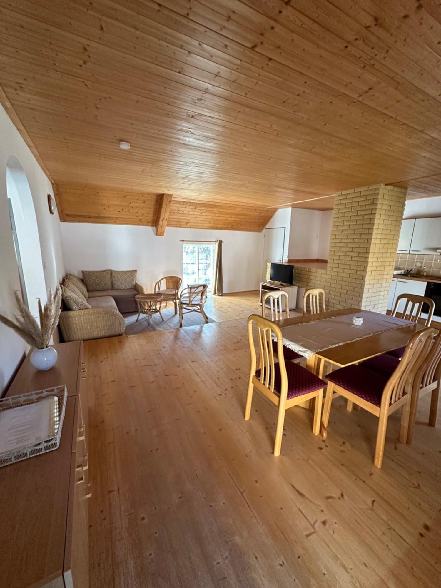 Apartment Dehtare Apartment *